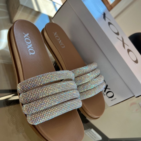 XOXO Jolee Rhinestone Sandals - Picture 6 of 8